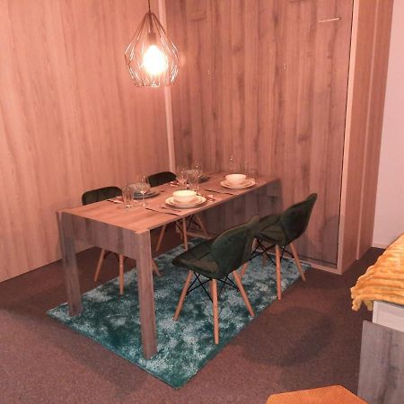 Apartman Artemis Bešeňová Dış mekan fotoğraf