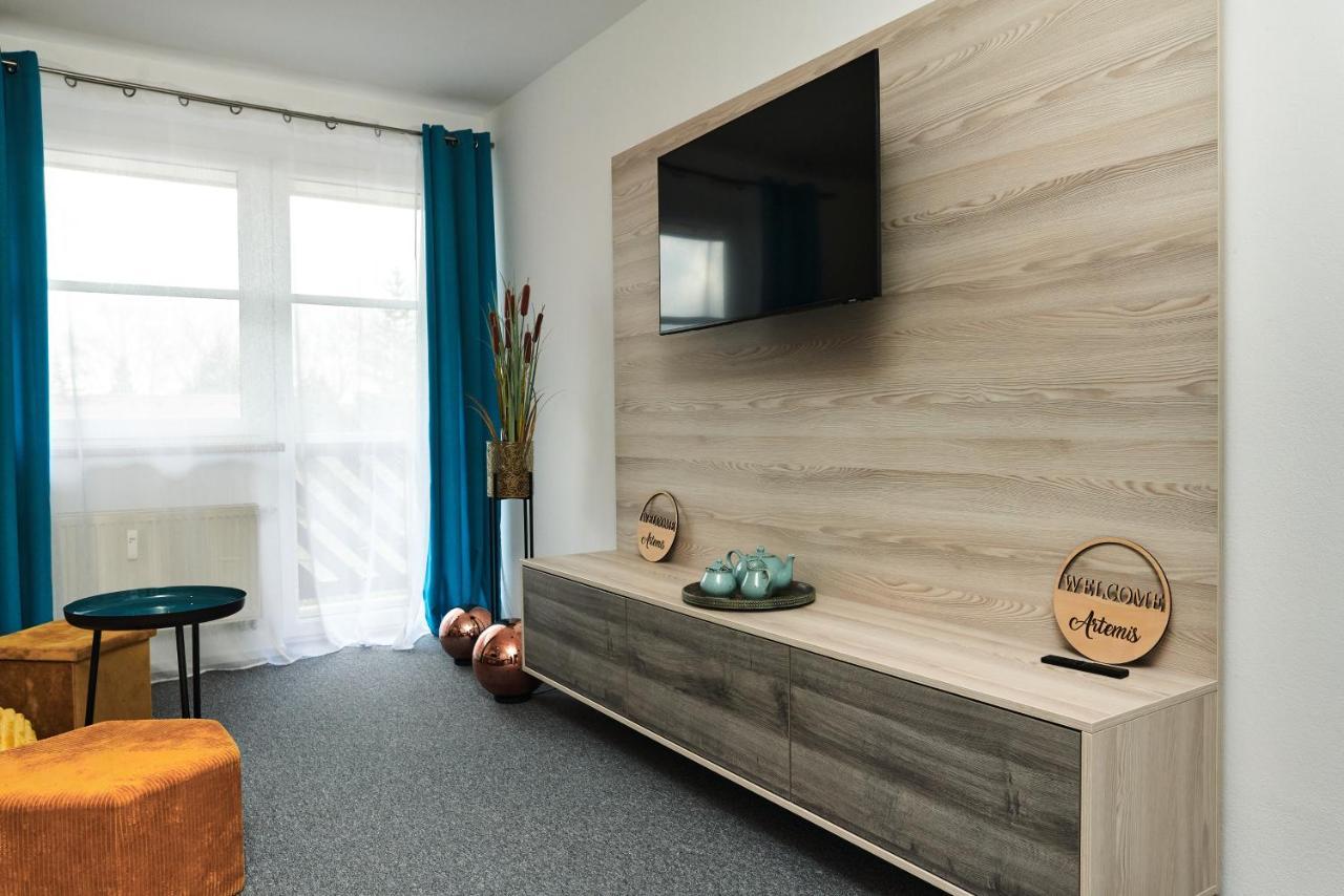 Apartman Artemis Bešeňová Dış mekan fotoğraf
