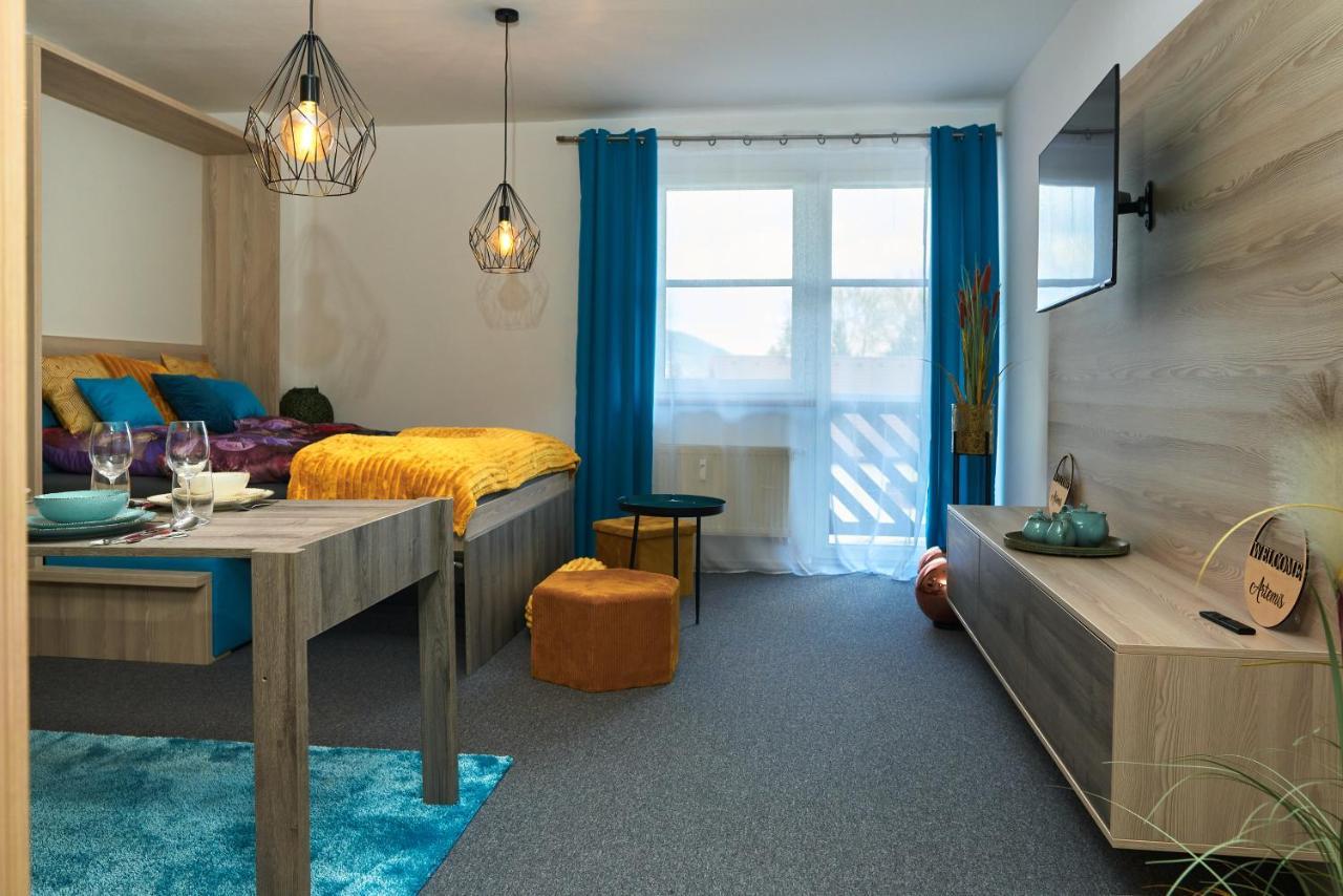 Apartman Artemis Bešeňová Dış mekan fotoğraf