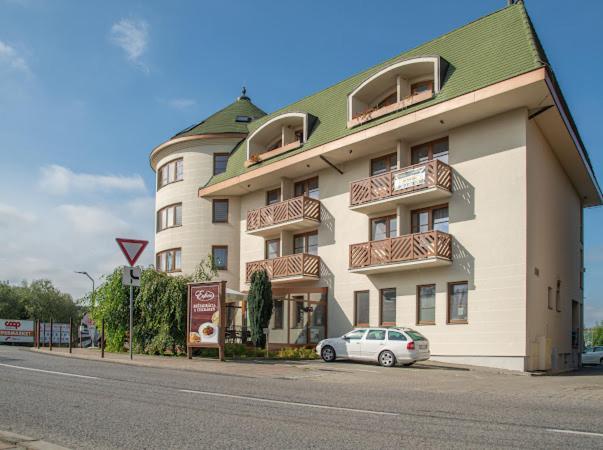 Apartman Artemis Bešeňová Dış mekan fotoğraf